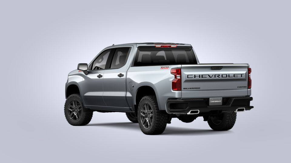 Moses Lake Chevrolet New 2021 Chevrolet Silverado 1500 Custom Trail Boss Crew Cab in Moses