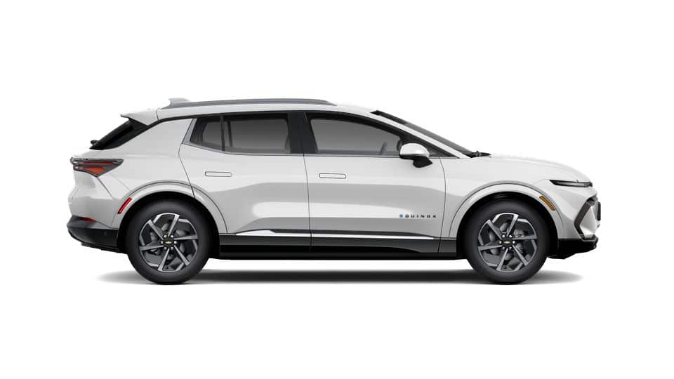 2025 Chevrolet Equinox EV LT - Photo 31