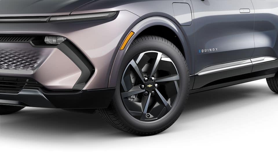 2025 Chevrolet Equinox EV LT - Photo 31