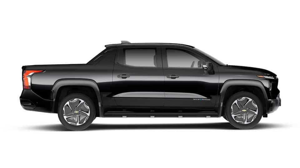 2025 Chevrolet Silverado EV LT - Photo 21