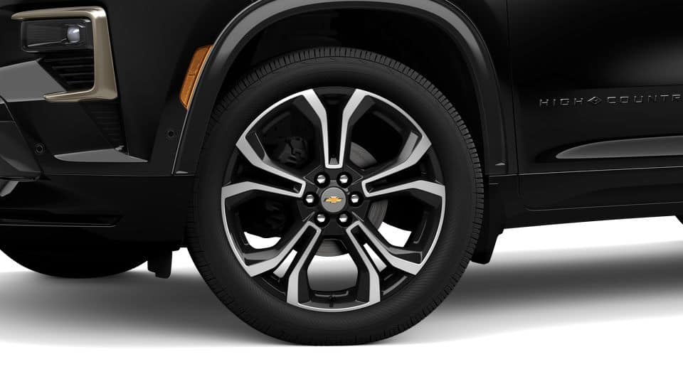 2027 Chevrolet Traverse High Country - Photo 6