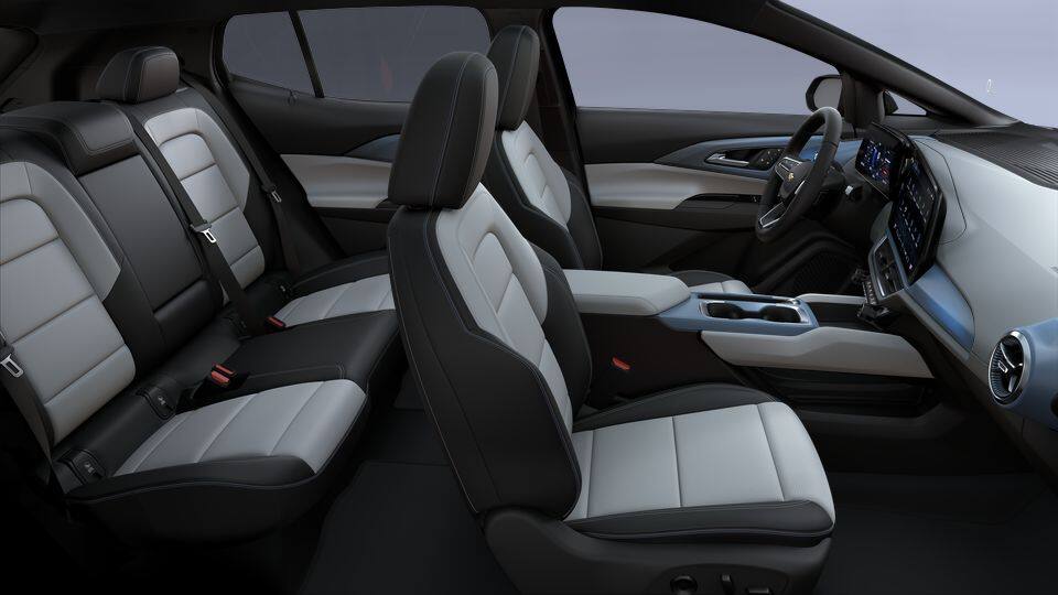 2025 Chevrolet Equinox EV LT - Photo 15